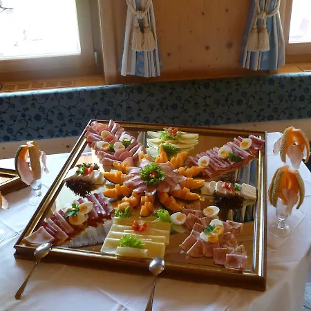 Inn Trausberg Corvara in Passiria